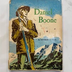 Daniel Boone Vintage Book